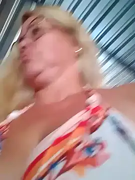 Snapshot of natally_ross21 chatting on 01.01.25 natally ross21 online show from 01.01.25