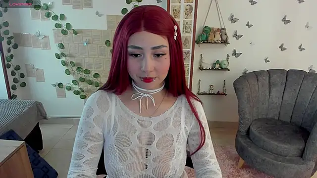 Snapshot of Fiore_Sanz_ chatting on 04.26.26 Fiore Sanz online show from 04.26.26