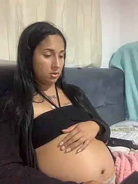 Snapshot of luna_asss chatting on 10.10.25 luna asss online show from 10.10.25