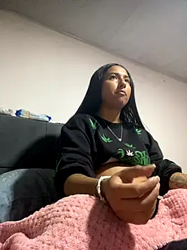 Snapshot of luna_asss chatting on 10.28.25 luna asss online show from 10.28.25