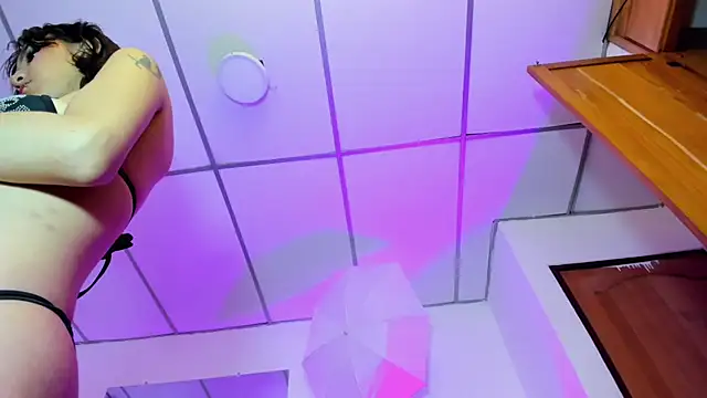 Naomi-Haruno online show from 02.01.25