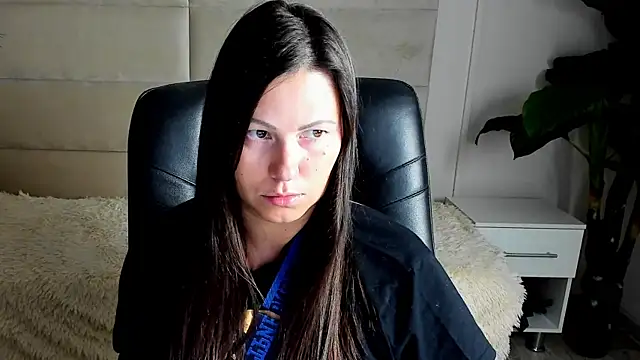 Snapshot of Dana__dom chatting on 10.20.25 Dana dom online show from 10.20.25