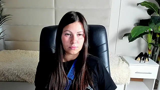 Snapshot of Dana__dom chatting on 10.27.25 Dana dom online show from 10.27.25