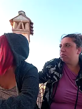 Snapshot of carolyne2023 chatting on 09.12.25 carolyne2023 online show from 09.12.25