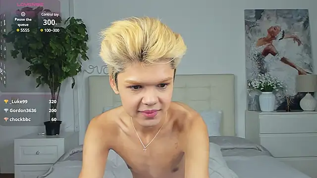 Felix Rey online show from 03.10.25