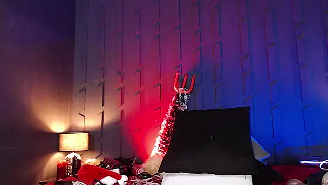MorganaCrowley online show from 12.19.24