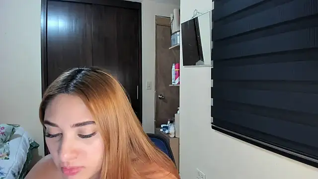 Amy Walker online show from 04.21.26