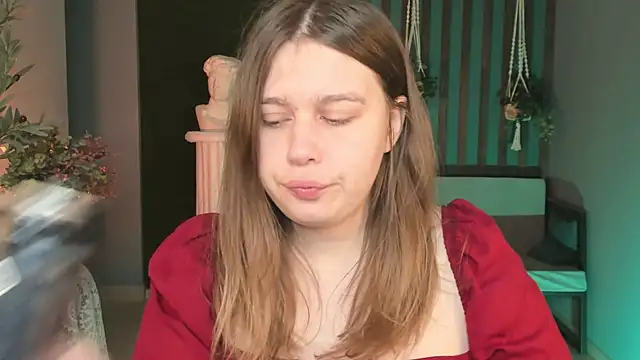 Snapshot of FioraMarmoris chatting on 10.06.25 FioraMarmoris online show from 10.06.25