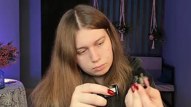 Snapshot of FioraMarmoris chatting on 10.10.25 FioraMarmoris online show from 10.10.25