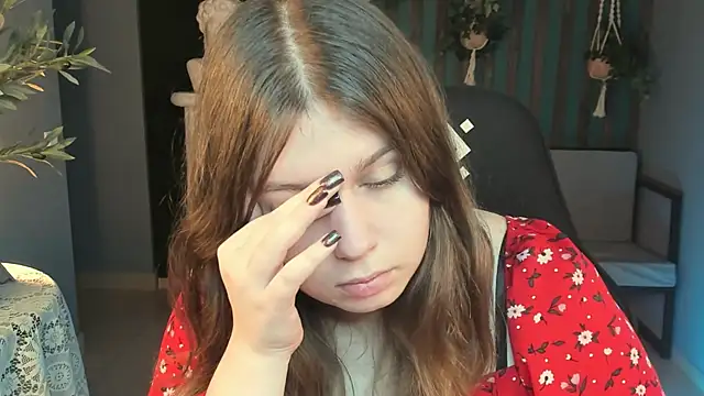 Snapshot of FioraMarmoris chatting on 11.08.25 FioraMarmoris online show from 11.08.25