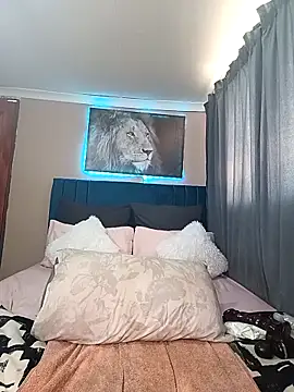 Snapshot of Queen-Chocolate chatting on 02.01.26 Queen-Chocolate online show from 02.01.26