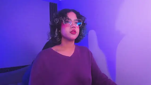 blue koi online show from 12.05.24