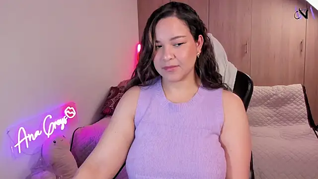 Snapshot of Anagreys chatting on 09.28.25 Anagreys online show from 09.28.25