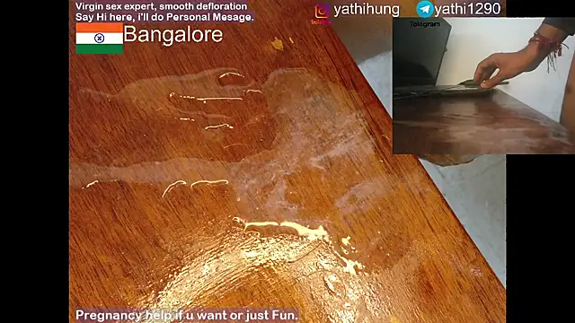 Snapshot of KingCobraClassy chatting on 10.09.25 KingCobraClassy online show from 10.09.25