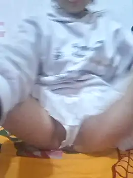Snapshot of Tanyna chatting on 12.29.24 Tanyna online show from 12.29.24