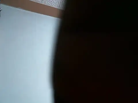 Snapshot of crowned_Afric chatting on 10.23.25 crowned Afric online show from 10.23.25