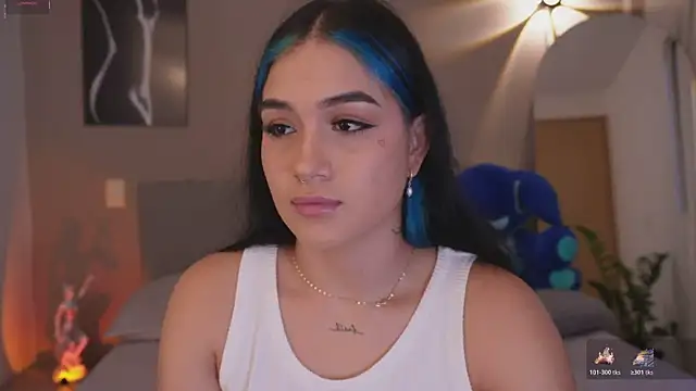 AnnyHizzle online show from 12.21.25