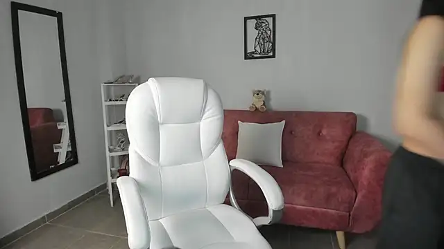 Alice23jones online show from 10.03.25