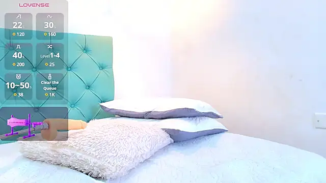 Snapshot of Tinny_and_Candy chatting on 01.23.25 Tinny and Candy online show from 01.23.25