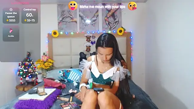 valentina hearts online show from 12.24.24