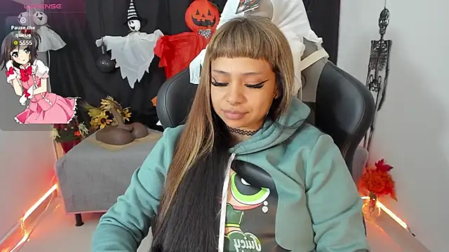 zoesullivan online show from 10.14.25