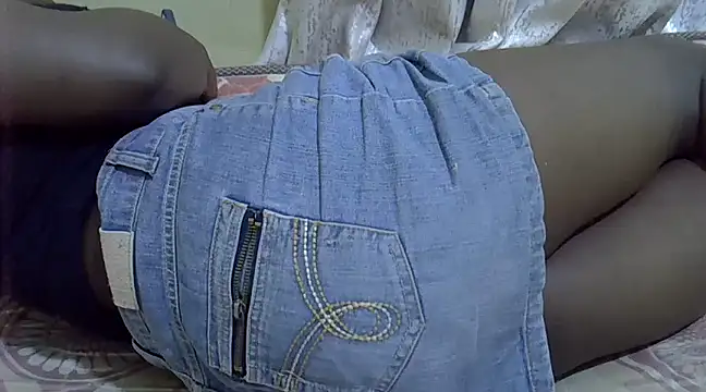 naughtycate  online show from 02.17.25