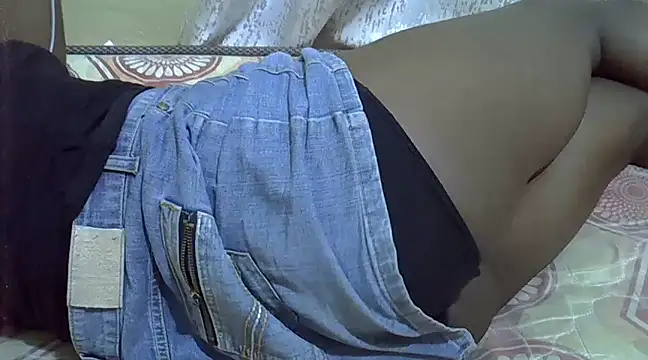 naughtycate  online show from 02.17.25