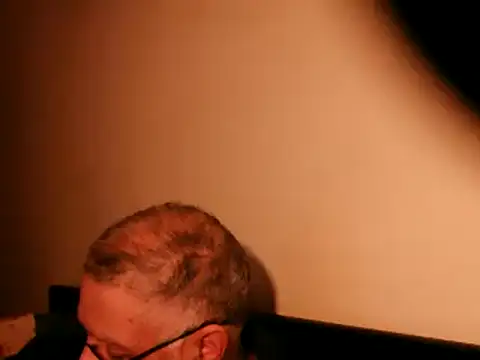 Snapshot of 100Tauros chatting on 02.24.25 100Tauros online show from 02.24.25