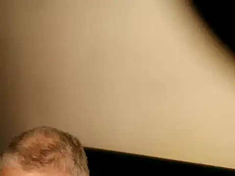 Snapshot of 100Tauros chatting on 02.25.25 100Tauros online show from 02.25.25