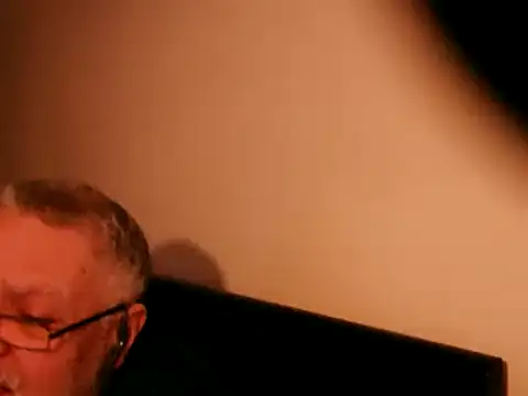 Snapshot of 100Tauros chatting on 02.27.25 100Tauros online show from 02.27.25