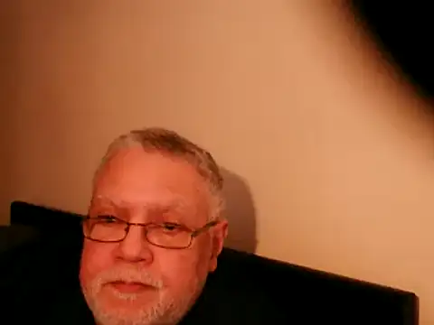 Snapshot of 100Tauros chatting on 02.27.25 100Tauros online show from 02.27.25