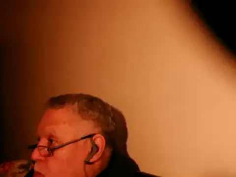 Snapshot of 100Tauros chatting on 03.12.25 100Tauros online show from 03.12.25