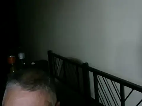 Snapshot of 100Tauros chatting on 10.27.25 100Tauros online show from 10.27.25