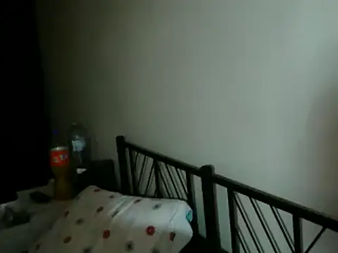 Snapshot of 100Tauros chatting on 10.31.25 100Tauros online show from 10.31.25