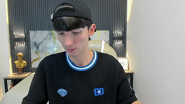 Jake evans online show from 10.11.25