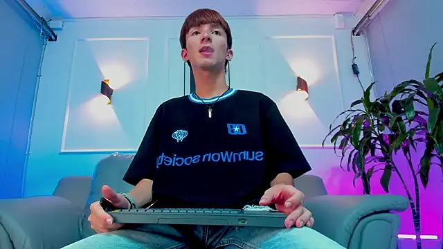 Jake evans online show from 04.15.26