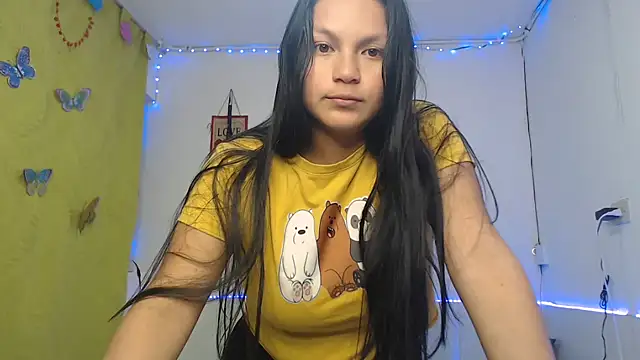 Snapshot of Zafiroweb09 chatting on 02.18.25 Zafiroweb09 online show from 02.18.25