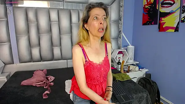 sophia ny online show from 09.16.25