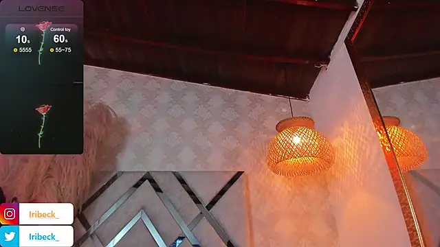 Snapshot of oceane_becker chatting on 03.11.25 oceane becker online show from 03.11.25