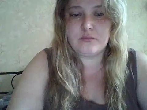 Snapshot of ParisMimi chatting on 05.20.26 ParisMimi online show from 05.20.26