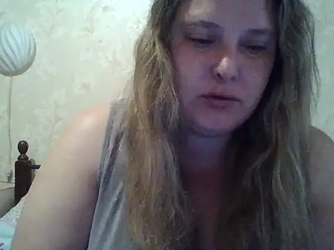 Snapshot of ParisMimi chatting on 06.03.26 ParisMimi online show from 06.03.26