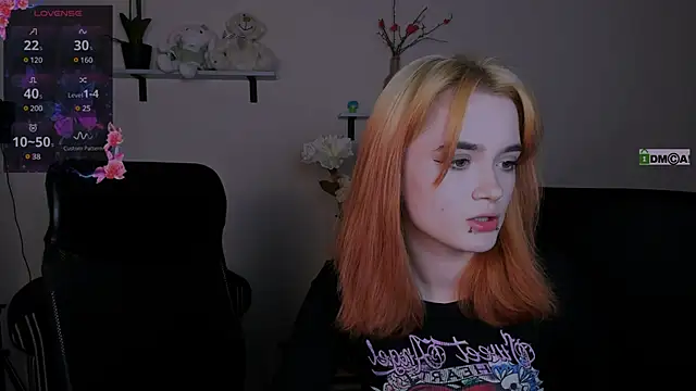 liana kisses online show from 01.19.25