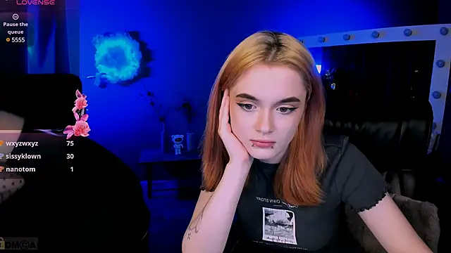 liana kisses online show from 01.26.25