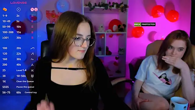 liana kisses online show from 02.14.25