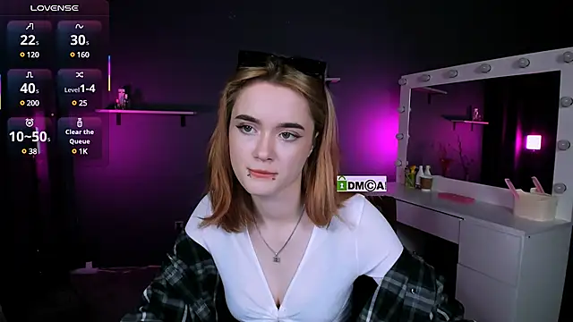 liana kisses online show from 03.09.25