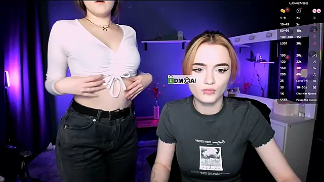 liana kisses online show from 03.15.25