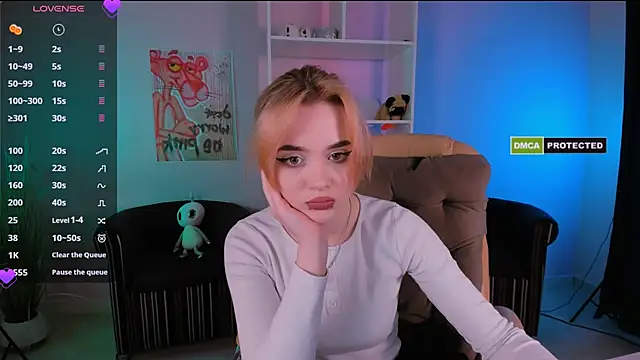 liana kisses online show from 03.19.25