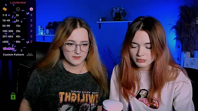 liana kisses online show from 10.16.25