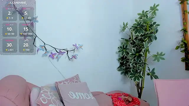 BarbaraKnox  online show from 10.04.25