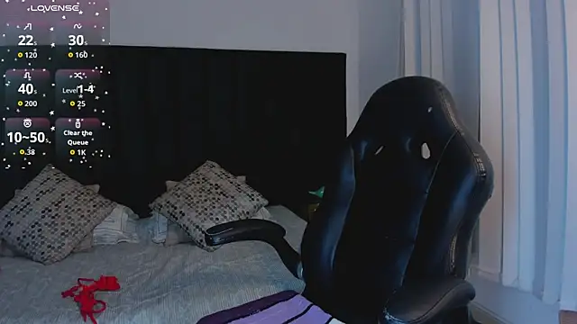 BarbaraKnox  online show from 10.11.25